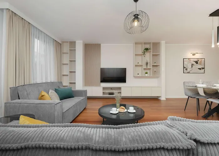 Lejlighed Family With 3 Bedrooms And A Parking Space By Renters